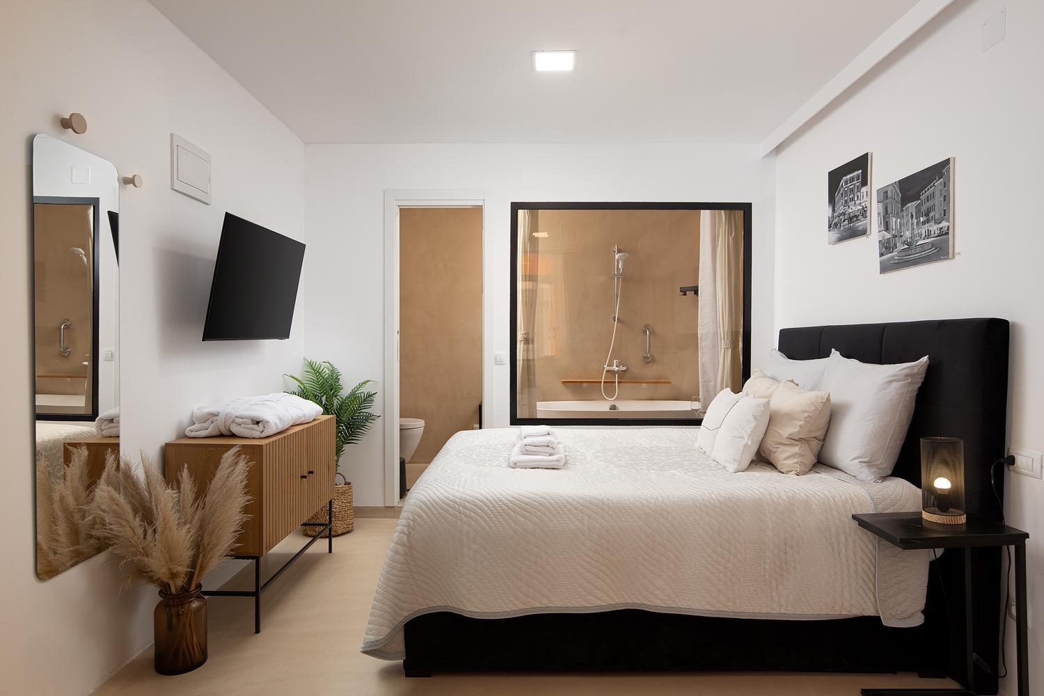 Deluxe Studio In City Center With Free Private Parking Rovinj Ngoại thất bức ảnh